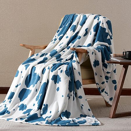 50" x 60" Cozy Bliss Fuzzy Throw Blanket (Teal Blue or Dreamlike Color) $4.99 & More + Free Shipping w/ Prime or on $35+