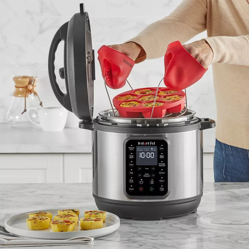 Starts Oct 6th Target Circle Members Instant Pot 6 Qt 9 in 1 Pressure Cooker Bundle 10 Target Gift Card 60 Free Shipping