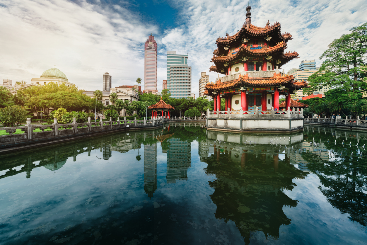RT Seattle to Taipei Taiwan $674 Nonstop Airfares on Delta Air Lines BE with 1 Free Checked Bag (Travel August - November 2025)