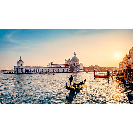 Fly LAX to Venice: $371 Round Trip!