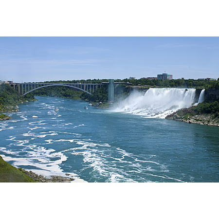DC to Toronto Nonstop Flights as Low as $216 This Summer