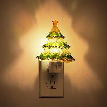 JandCase Vintage-Style Christmas Tree Plug-In Night Lights w/ 360° Rotatable Plug (Various) from $9.99 or 2 for $15.99 ($8 each) + Free Shipping w/ Prime or on $35+