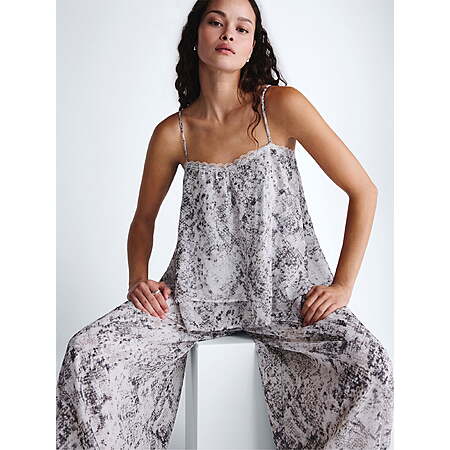 Scoop Women's and Women's Plus Flowy Double Layer Tank Top, Sizes XS-4X