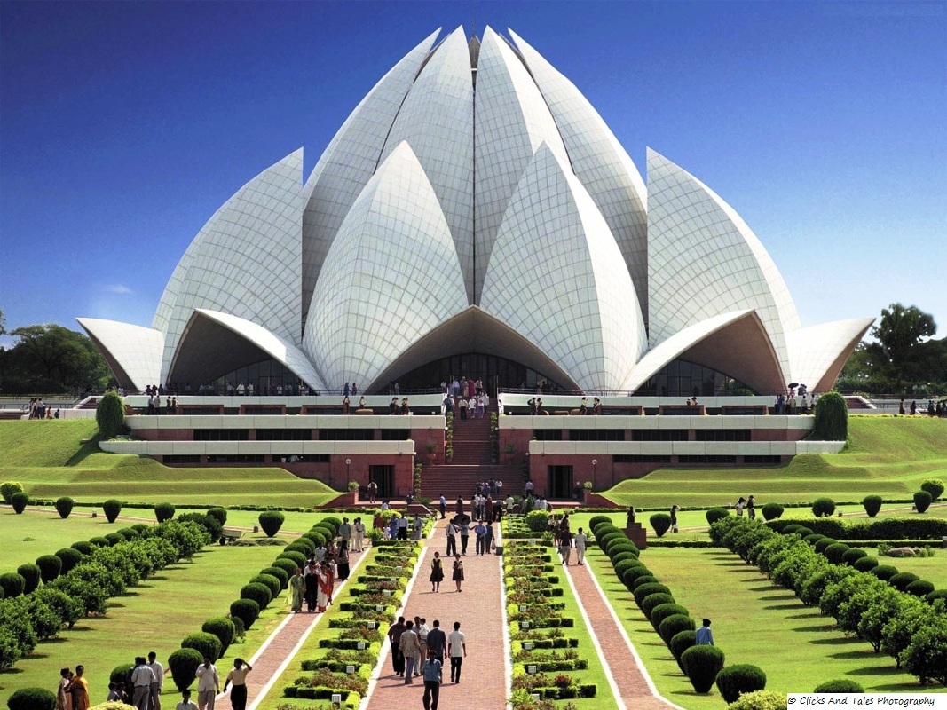 United Roundtrip Flight: Chicago to New Delhi $606 or Mumbai  $622 (Travel Sept - Oct)