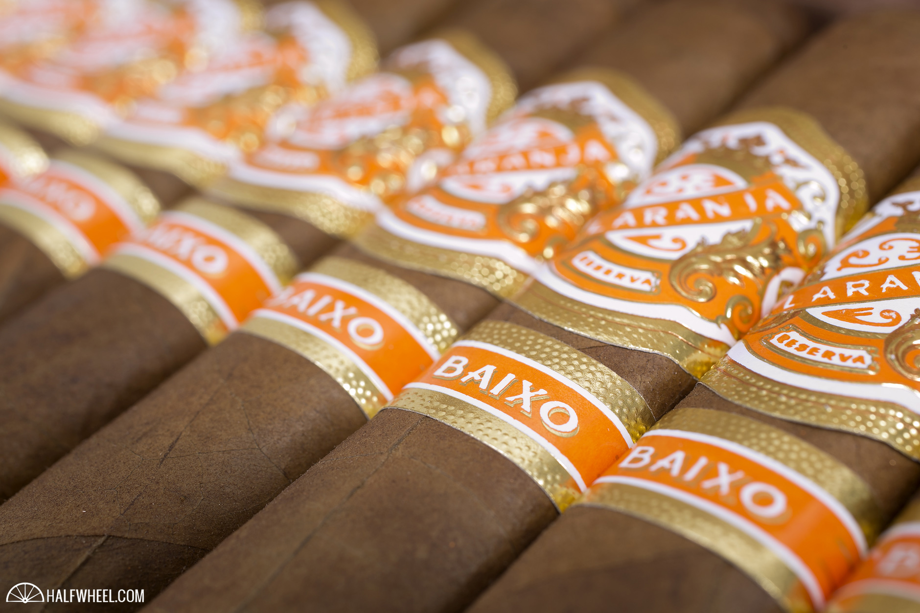 Espinosa Laranja Robusto - 10er for $31.49 @ ThompsonCigar.com