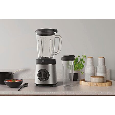 72% Off Electrolux Blender!