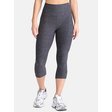 Athletic Works Women's and Women's Plus ButterCore Capri Leggings with Pockets, 21" Inseam, Sizes XS-4X