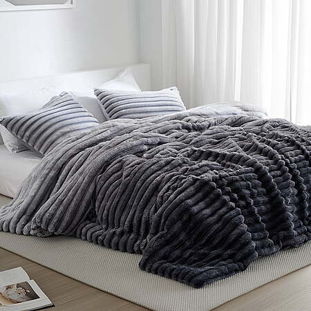 Regency Heights King/Cal King Size Comforter Set, Fluffy Ribbed Plush Comforter Set, 3-Piece Bedding Set, Grey Ombre