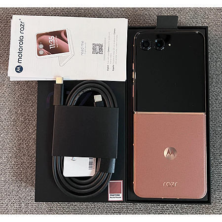 Open Box Motorola Razr+ Plus 2025 256GB/12GB Unlocked Pantone Mocha ...