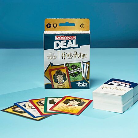 Monopoly Deal: Wizarding World Harry Potter Card Game $3.35