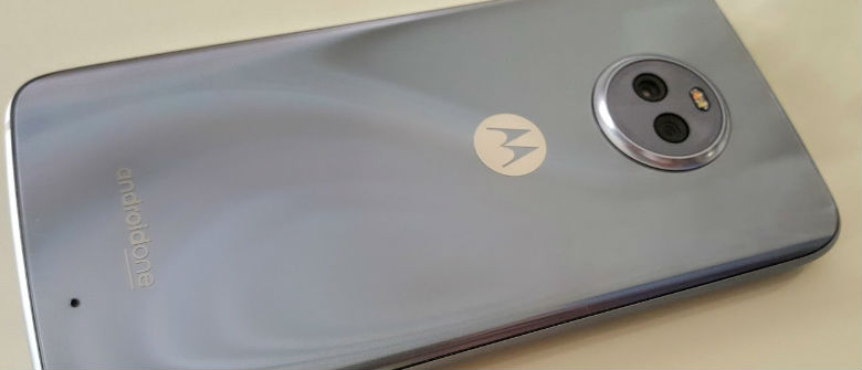 Hands On With Slickdeals Motorola Moto X4 Review Android One Version Slickdeals 2021