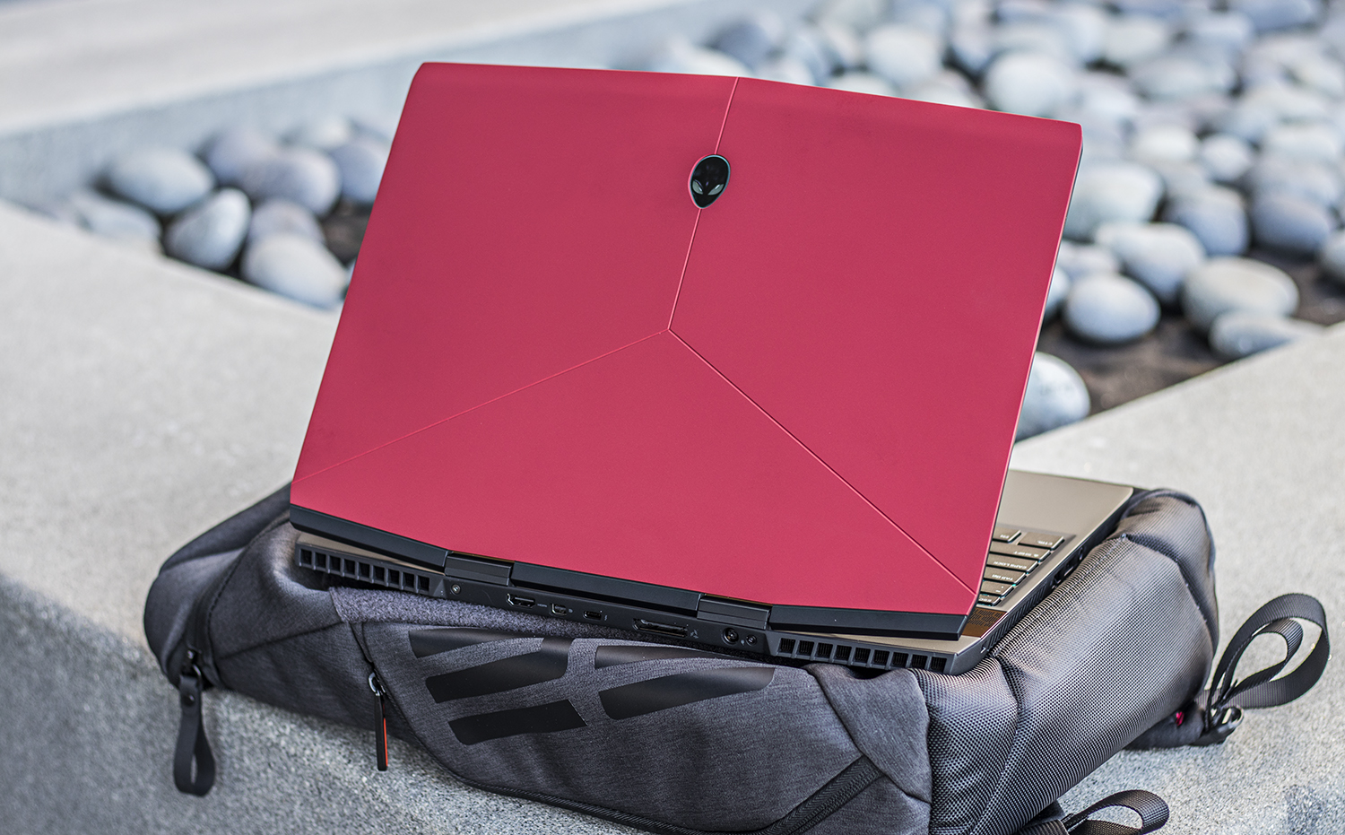 alienware backpack best buy
