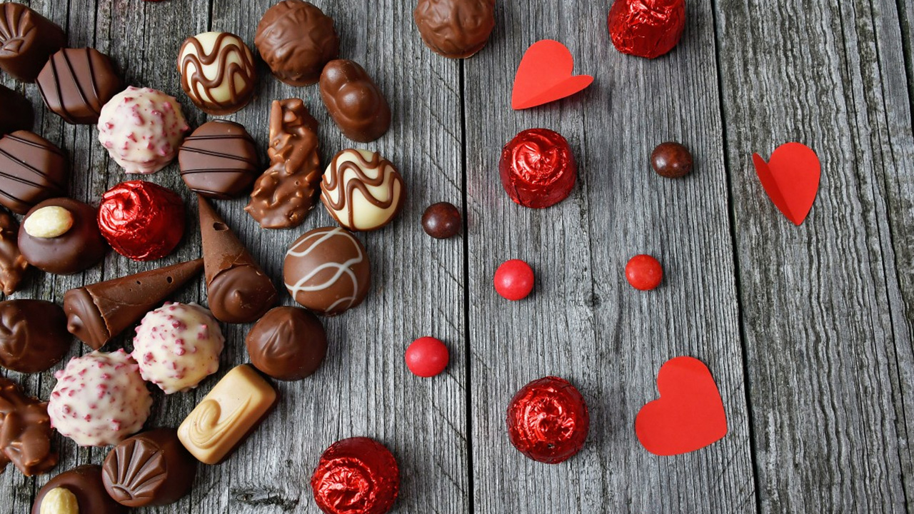 The 2019 Valentine's Day Deals and Promotions You Won't Want to Miss