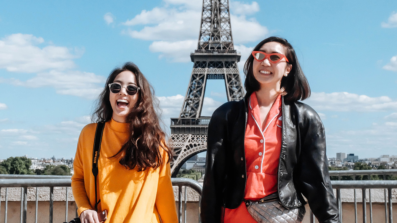 two women at the Eiffel tower