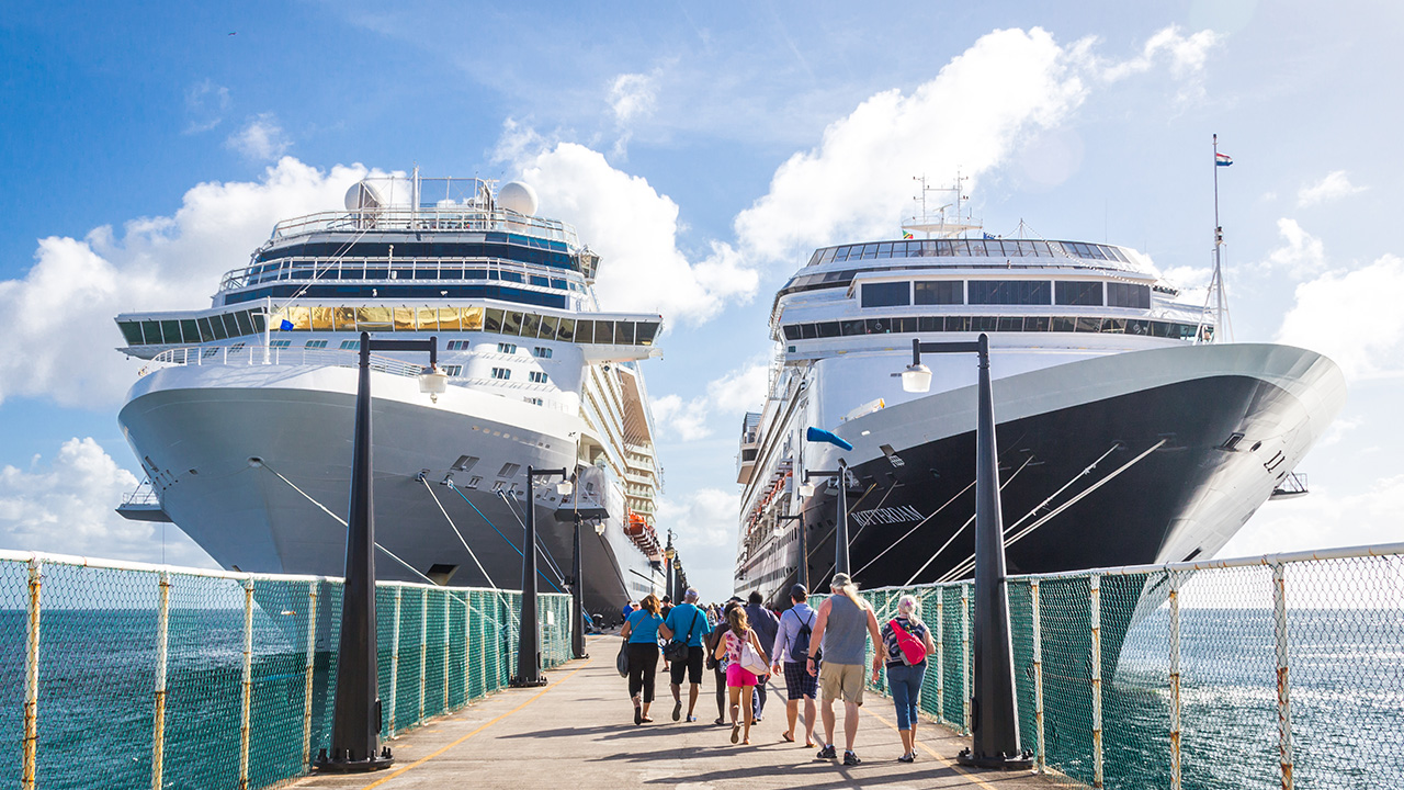 cruise liners at dock