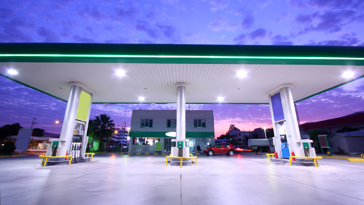 gas in the evening