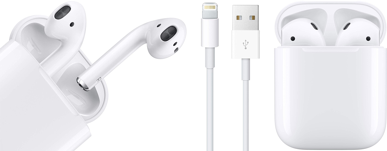 apple-airpods-on-white-background