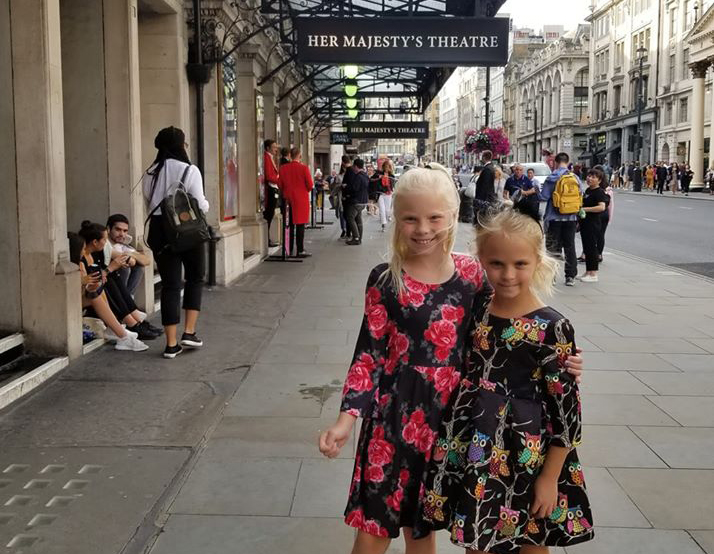 two-girls-outside-european-vacation