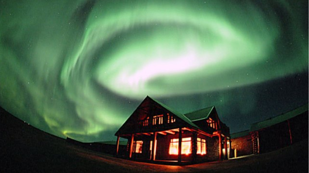 hotel-ranga-exterior-northern-lights