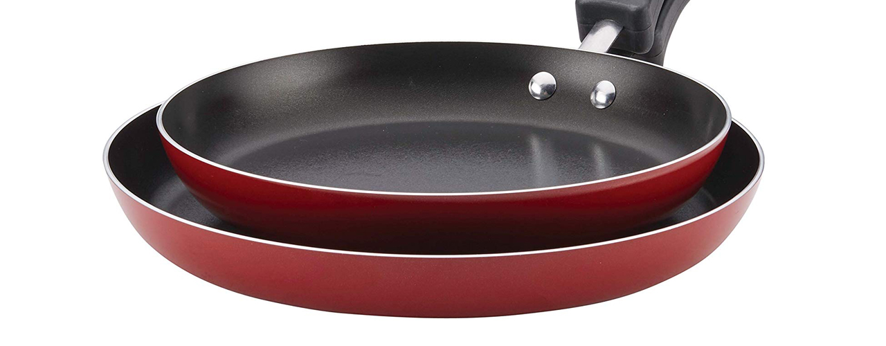 Farberware-Neat-Nest-Nonstick-Frying-Pan-Set-White-Background