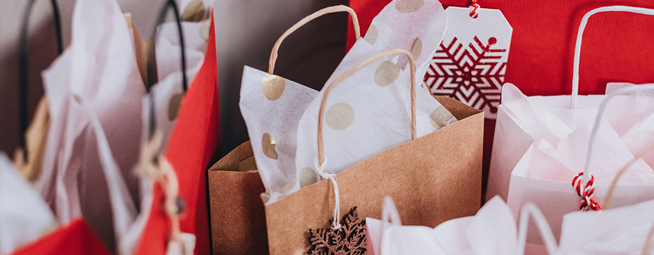 holiday shopping bags