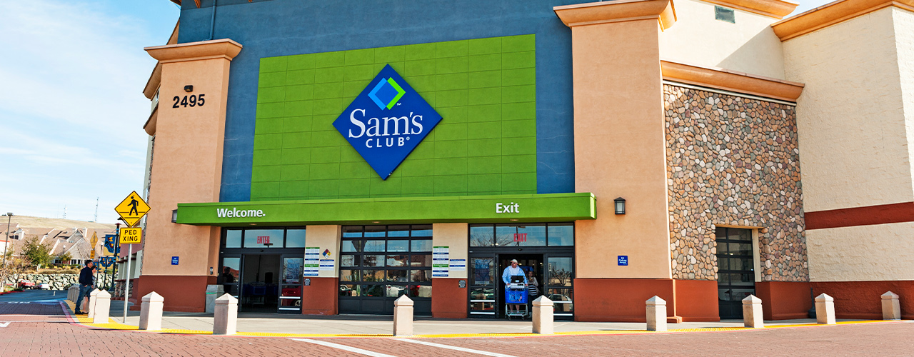 iStock-jmoor17 labor day sale 6 sams club outdoor storefront inbody