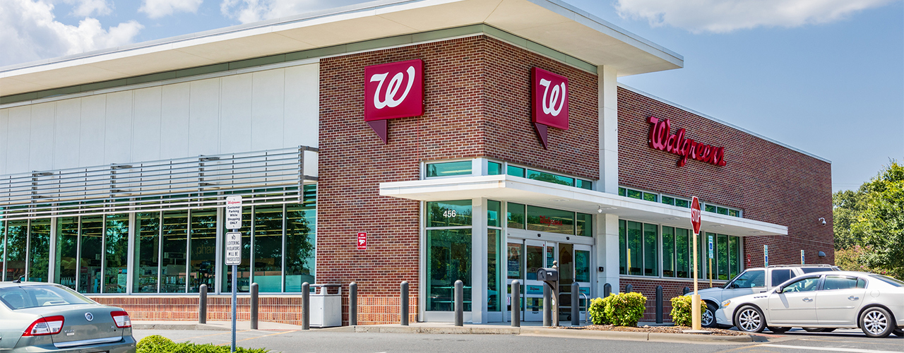 walgreens outdoors cloudy sunny day inbody storefront