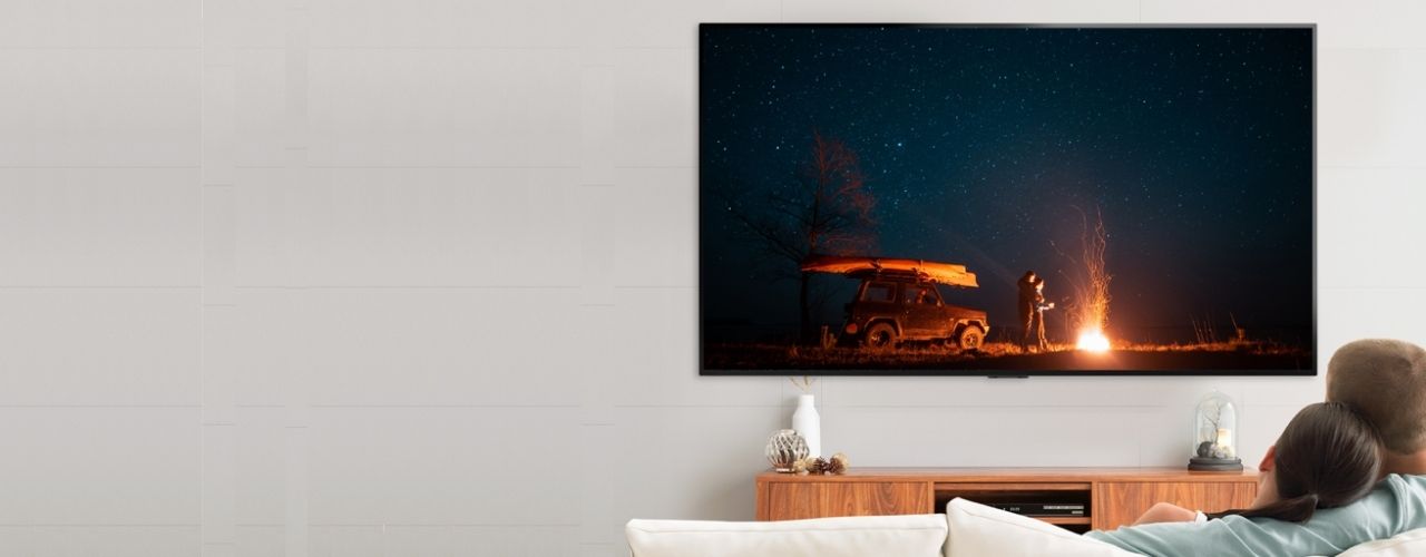 couple watching tv