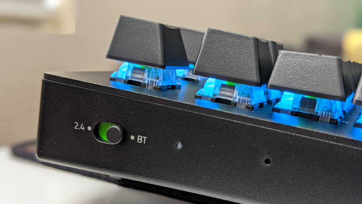 channel switch for razer blackwidow v3 pro keyboard