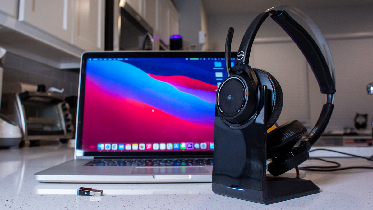 The 2021 Dell Premier Wireless ANC Headset Review