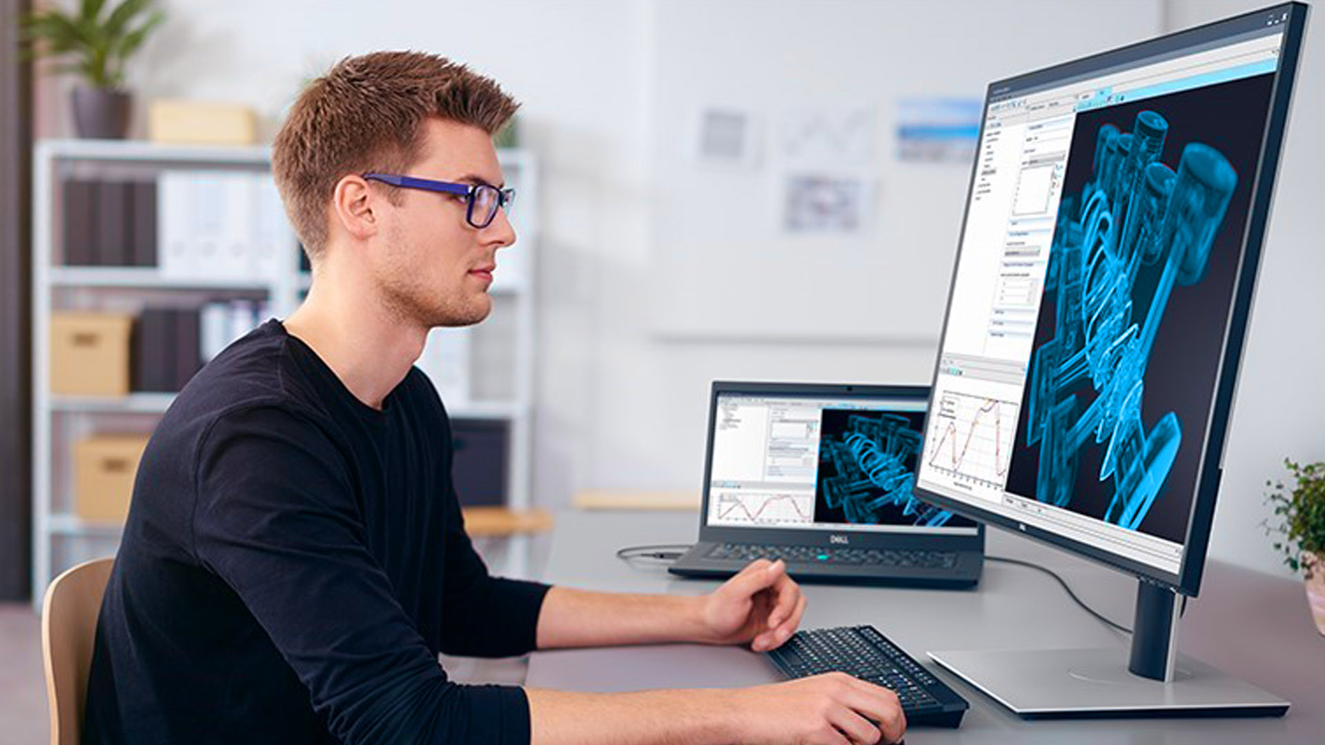 Человек за пк. Информационные технологии и человек. Компьютер и человек. Профессиональный пользователь интернета. Профессиональный пользователь интернета.