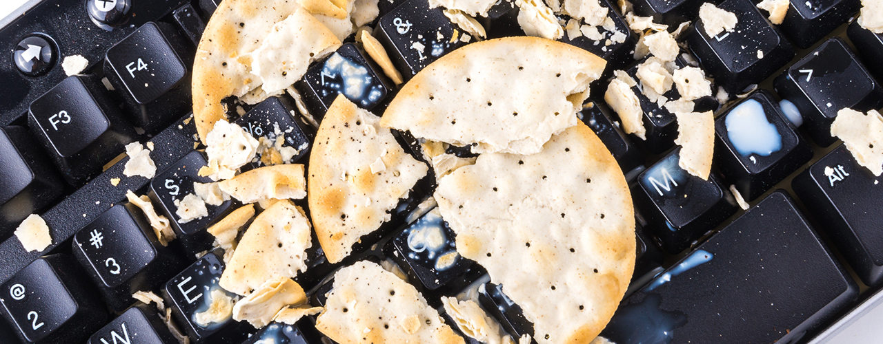 Dirty Keyboard? Best Ways to Clean Dust and Crumbs Off