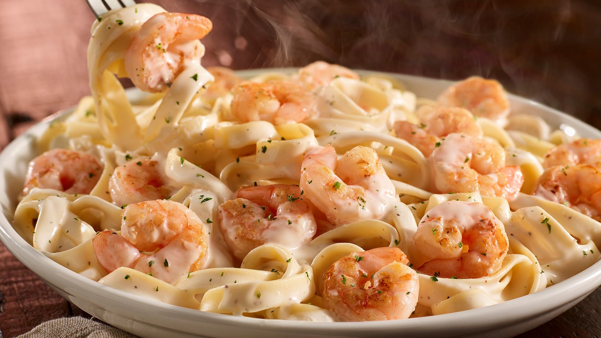 Olive Garden Deals: $7.99 Lunch Specials, $5 Entrees & Unlimited Sides